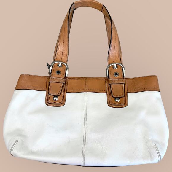 Coach Y2K Leather Soho Tote Shoulder Bag Double Handle Buckled Pleated Ivory Tan - Picture 2 of 14